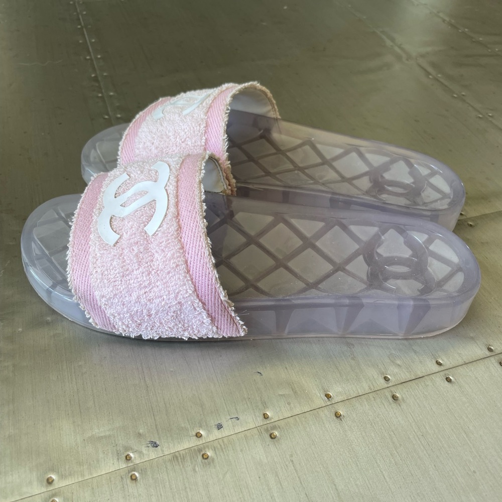 Chanel slides pink terry cloth logo sandals sz 39 - Picture 3 of 11
